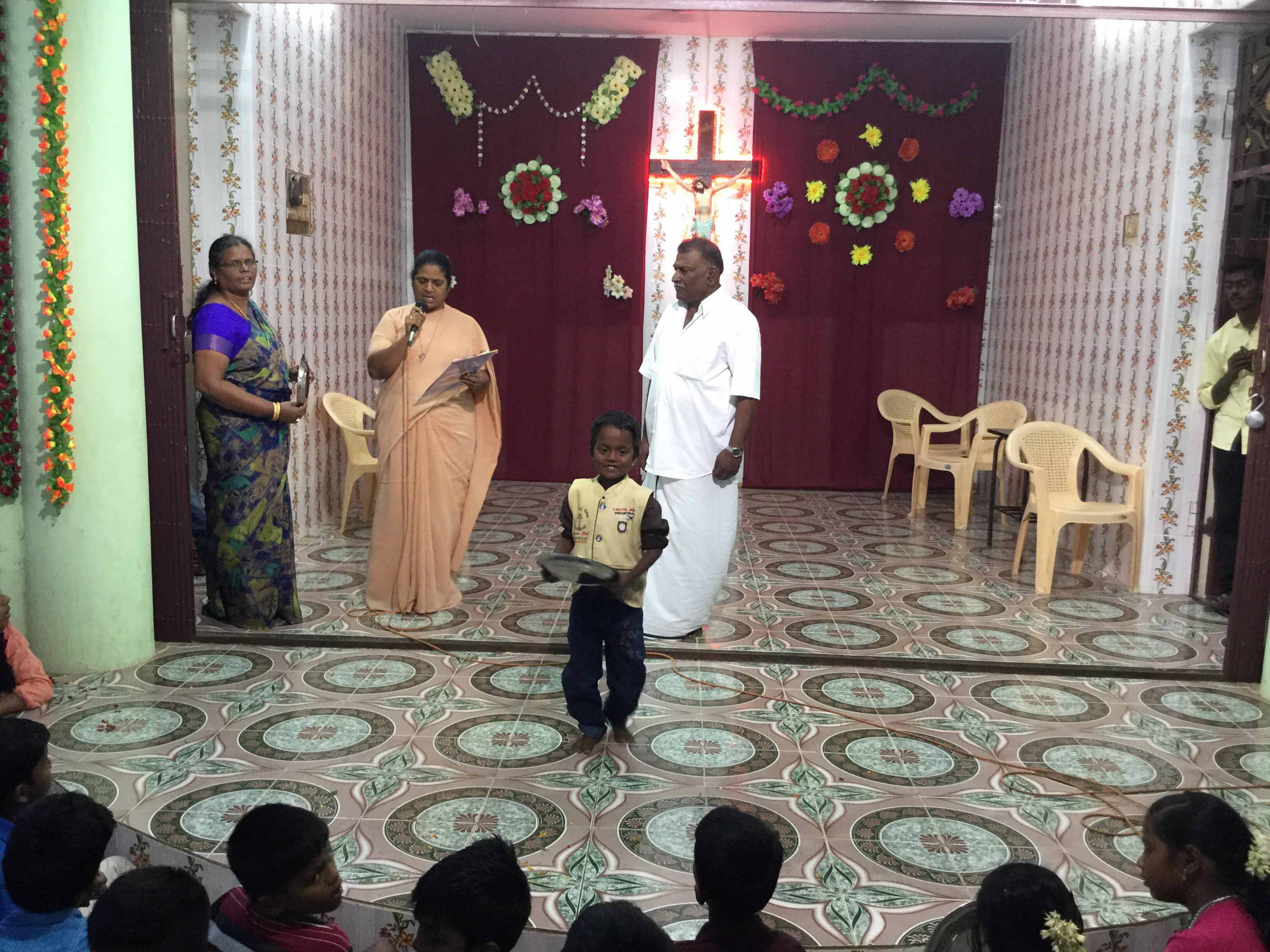 http://www.surandaianthoniyar.com